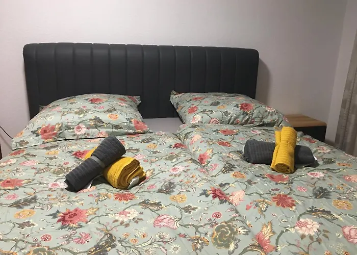 Sonnige Mit Balkon *